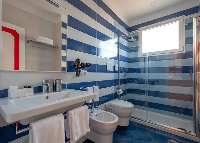 Coral Apartment